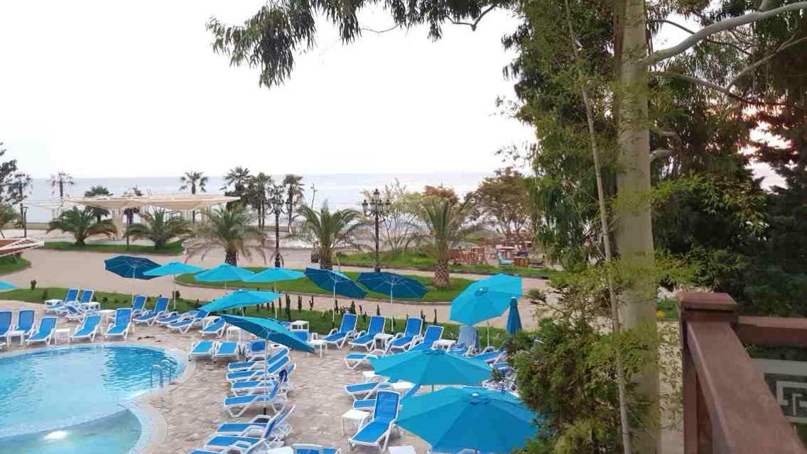 Dreamland Oasis In Chakvi Appartement Buitenkant foto